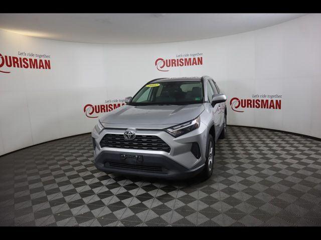 2022 Toyota RAV4 XLE 2022 Toyota RAV4 XLE