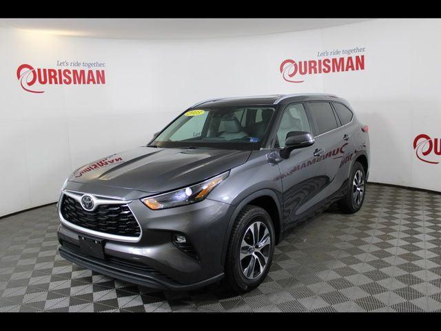 2023 Toyota Highlander XLE 2023 Toyota Highlander XLE