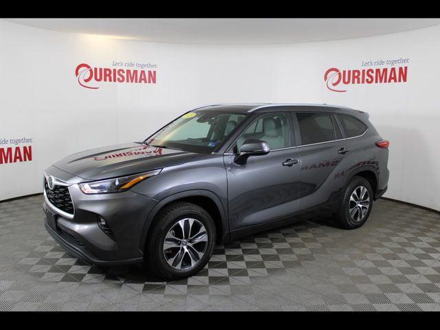 2023 Toyota Highlander XLE 2023 Toyota Highlander XLE