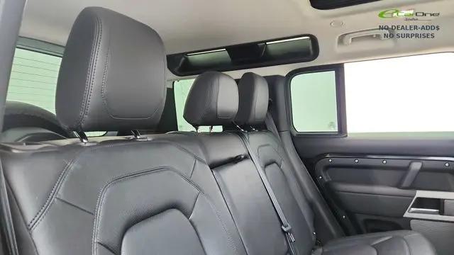 2024 Land Rover Defender 110 P300