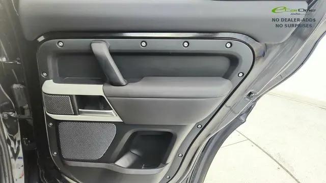 2024 Land Rover Defender 110 P300