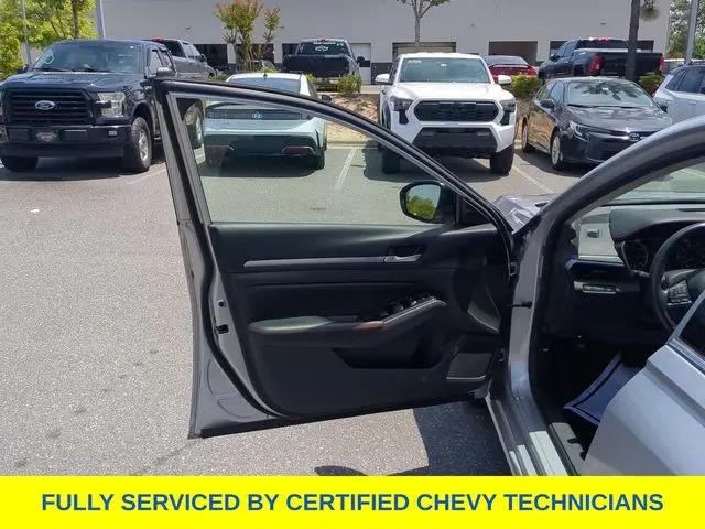 2024 Nissan Altima SR FWD