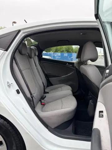 2017 Hyundai Accent SE