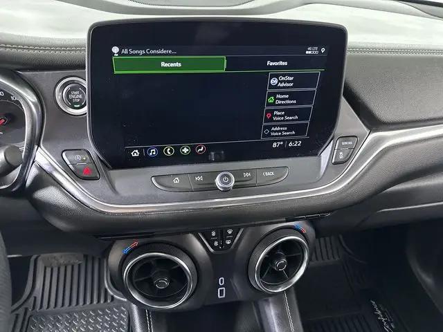 2025 Chevrolet Blazer AWD 2LT