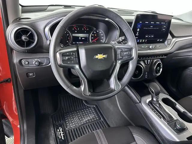 2025 Chevrolet Blazer AWD 2LT