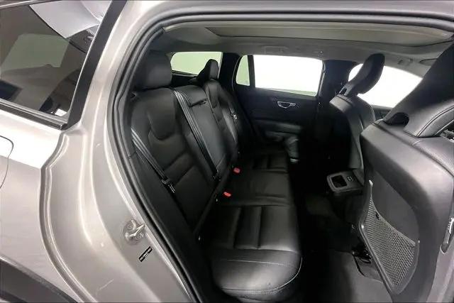2025 Volvo V60 Cross Country Plus, B5 AWD Gas (mild hybrid)