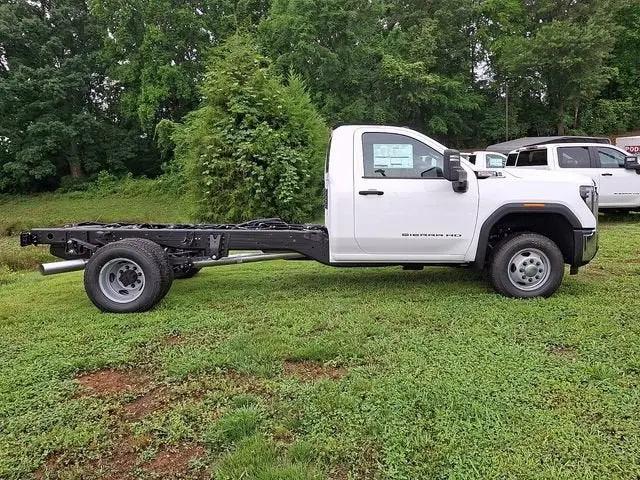 2026 GMC Sierra 3500HD Pro