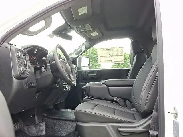 2026 GMC Sierra 3500HD Pro