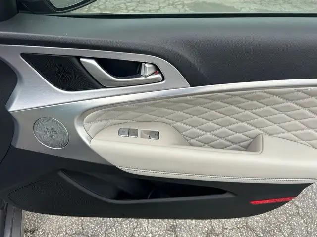 2021 Genesis G70 2.0T AWD