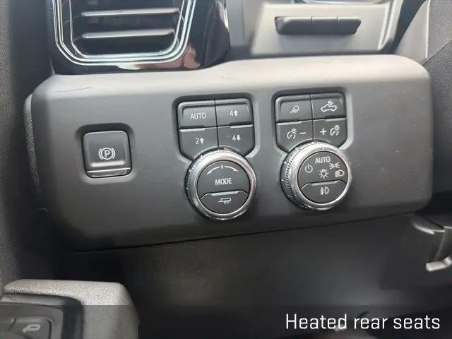 2026 GMC Sierra 2500HD Crew Cab, Standard Bed, AT4, 4WD