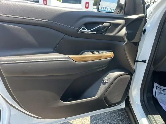 2022 GMC Acadia FWD SLE