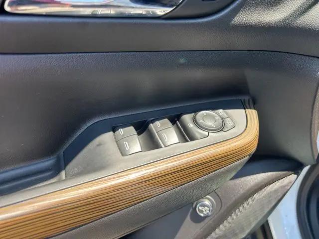 2022 GMC Acadia FWD SLE