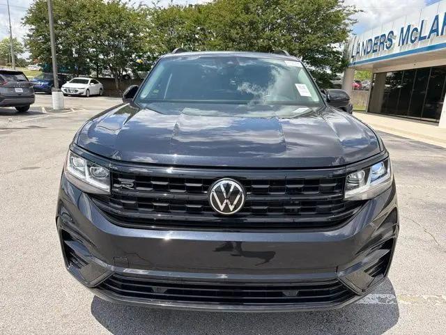 2023 Volkswagen Atlas 3.6L V6 SEL R-Line Black