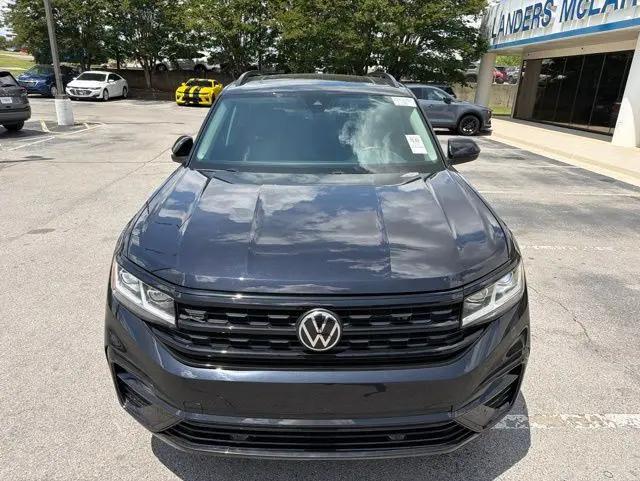 2023 Volkswagen Atlas 3.6L V6 SEL R-Line Black