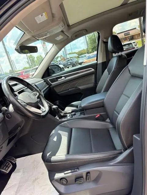 2023 Volkswagen Atlas 3.6L V6 SEL R-Line Black