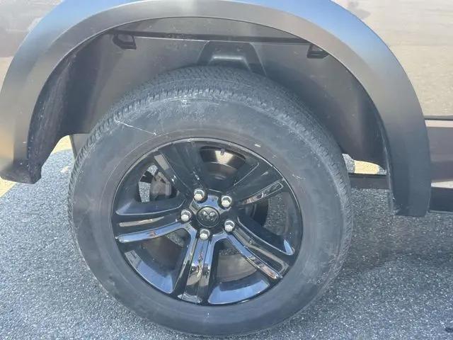 2024 Ram 1500 Classic Warlock Crew Cab 4x4 5'7" Box