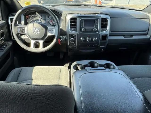 2024 Ram 1500 Classic Warlock Crew Cab 4x4 5'7" Box
