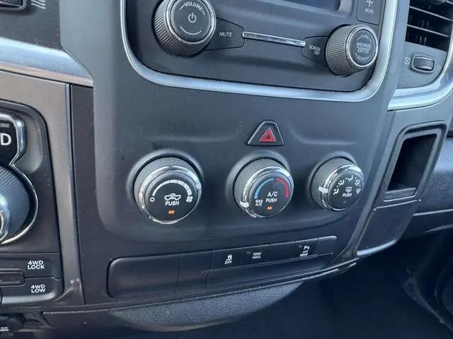 2024 Ram 1500 Classic Warlock Crew Cab 4x4 5'7" Box