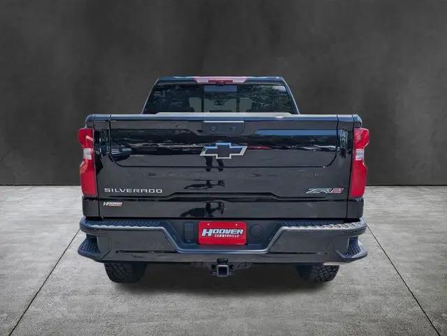 2025 Chevrolet Silverado 1500 4WD Crew Cab Short Bed ZR2