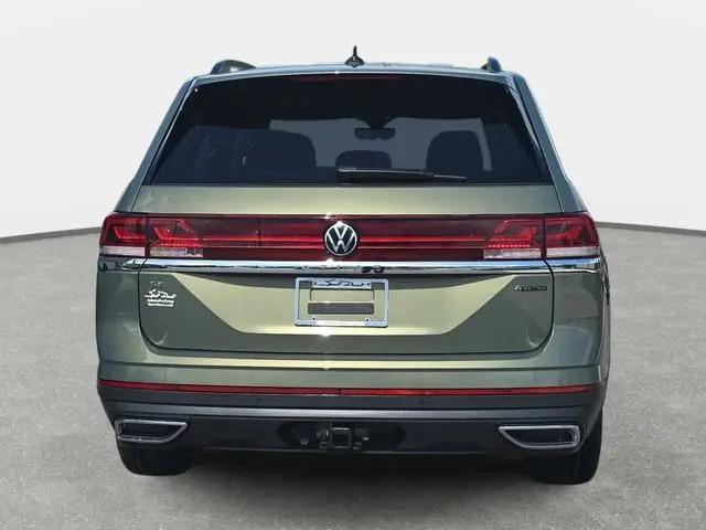 2026 Volkswagen Atlas SE with Technology