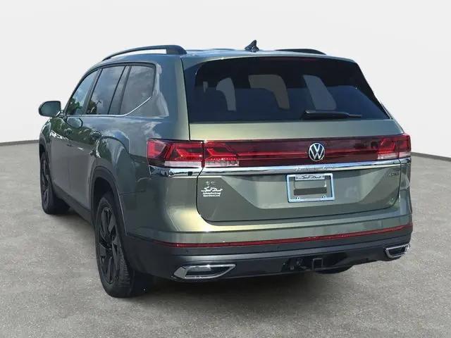 2026 Volkswagen Atlas SE with Technology
