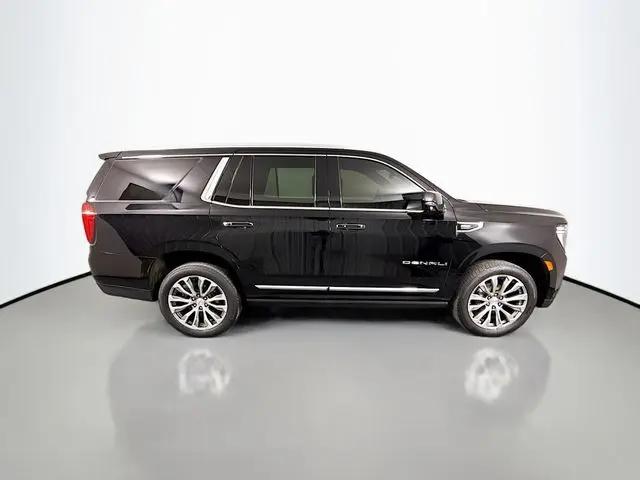 2021 GMC Yukon 4WD Denali