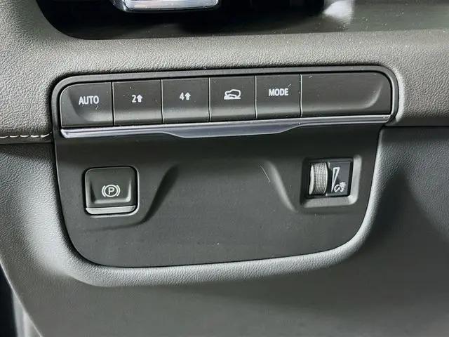 2024 Cadillac Escalade ESV 4WD Premium Luxury