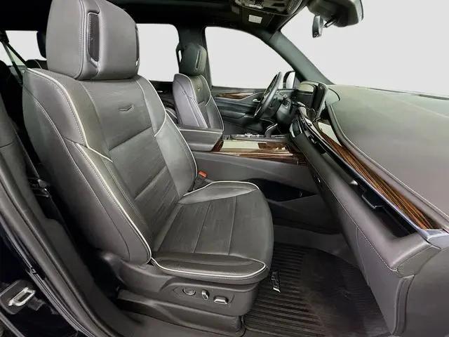 2024 Cadillac Escalade ESV 4WD Premium Luxury