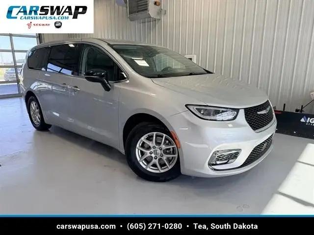 2024 Chrysler Pacifica Touring L for sale in Tea, SD