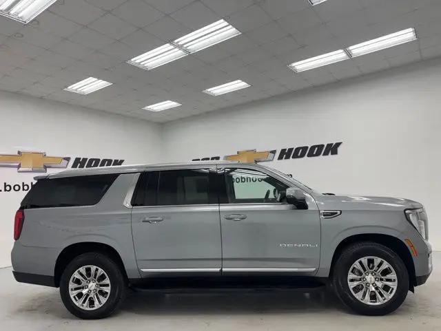 2025 GMC Yukon XL 4WD Denali