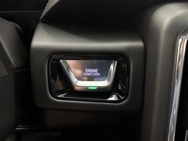 2025 GMC Yukon XL 4WD Denali