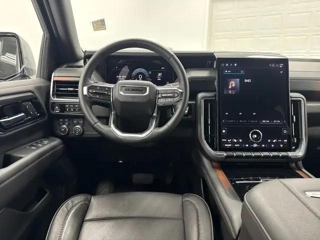 2025 GMC Yukon XL 4WD Denali