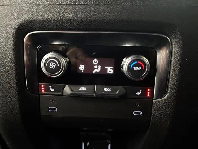 2025 GMC Yukon XL 4WD Denali