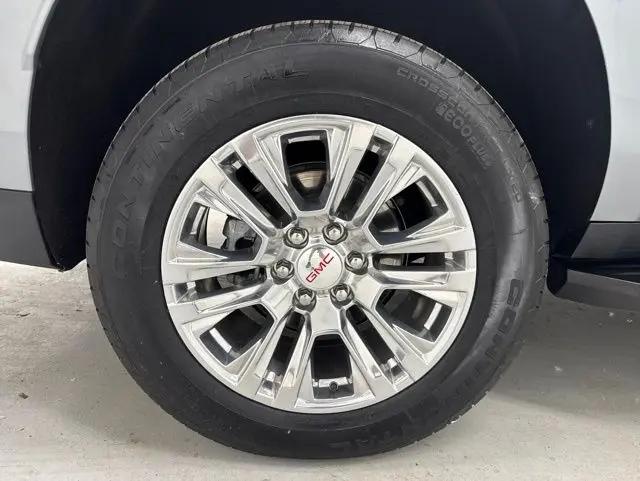2025 GMC Yukon XL 4WD Denali