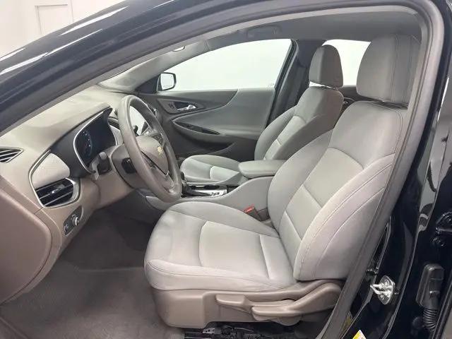 2025 Chevrolet Malibu FWD LS