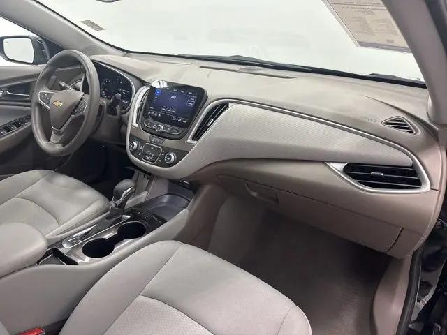 2025 Chevrolet Malibu FWD LS