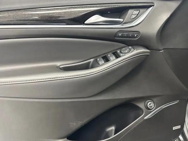 2021 Buick Enclave AWD Avenir