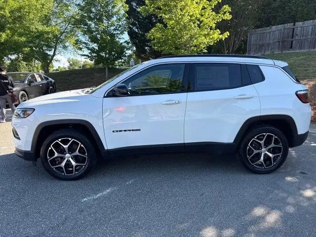 2024 Jeep Compass Latitude 4x4