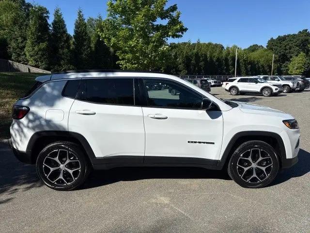 2024 Jeep Compass Latitude 4x4