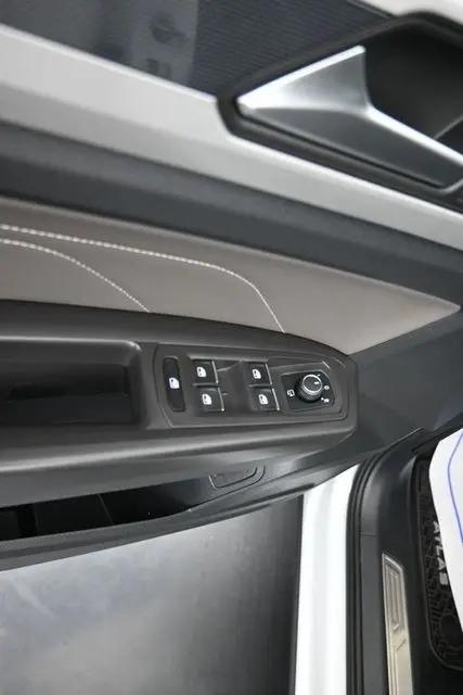 2023 Volkswagen Atlas 3.6L V6 SEL Premium R-Line