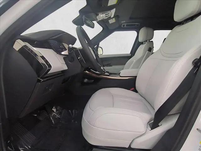 2026 Land Rover Range Rover Sport P360 SE