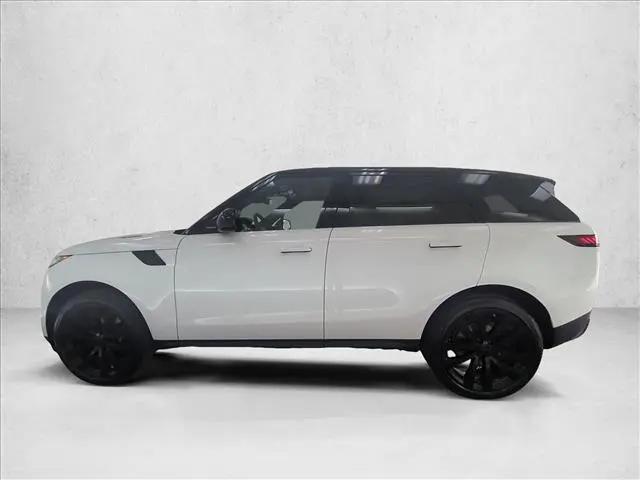 2026 Land Rover Range Rover Sport P360 SE