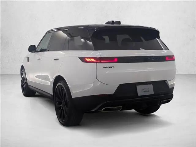 2026 Land Rover Range Rover Sport P360 SE