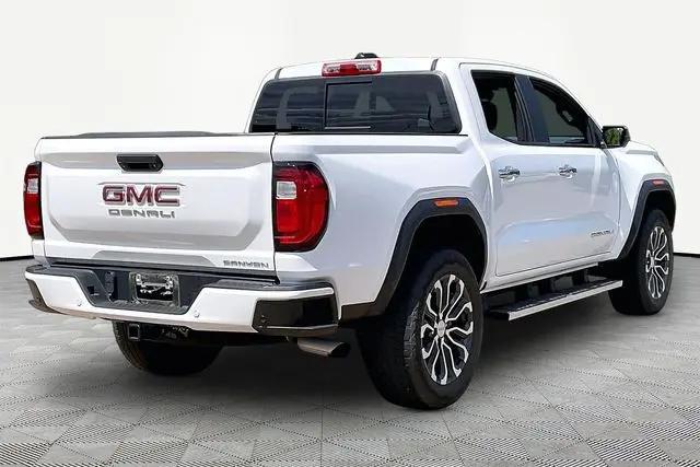 2023 GMC Canyon 4WD Crew Cab Short Box Denali