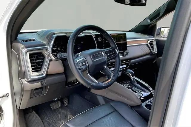 2023 GMC Canyon 4WD Crew Cab Short Box Denali