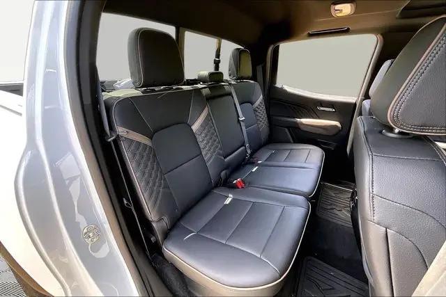 2023 GMC Canyon 4WD Crew Cab Short Box Denali