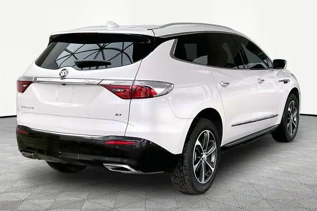 2022 Buick Enclave FWD Essence