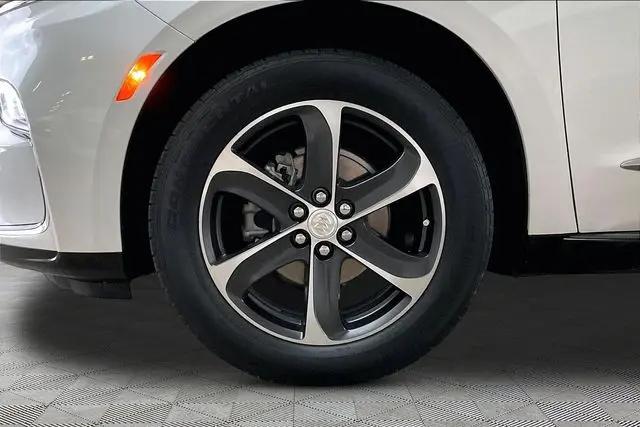 2022 Buick Enclave FWD Essence