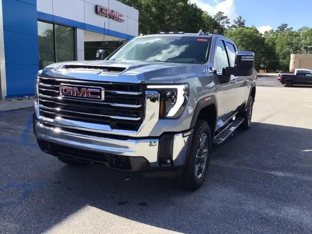 2026 GMC Sierra 2500HD Crew Cab, Standard Bed, SLT, 4WD