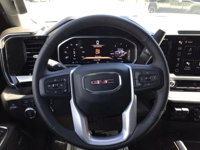 2026 GMC Sierra 2500HD Crew Cab, Standard Bed, SLT, 4WD